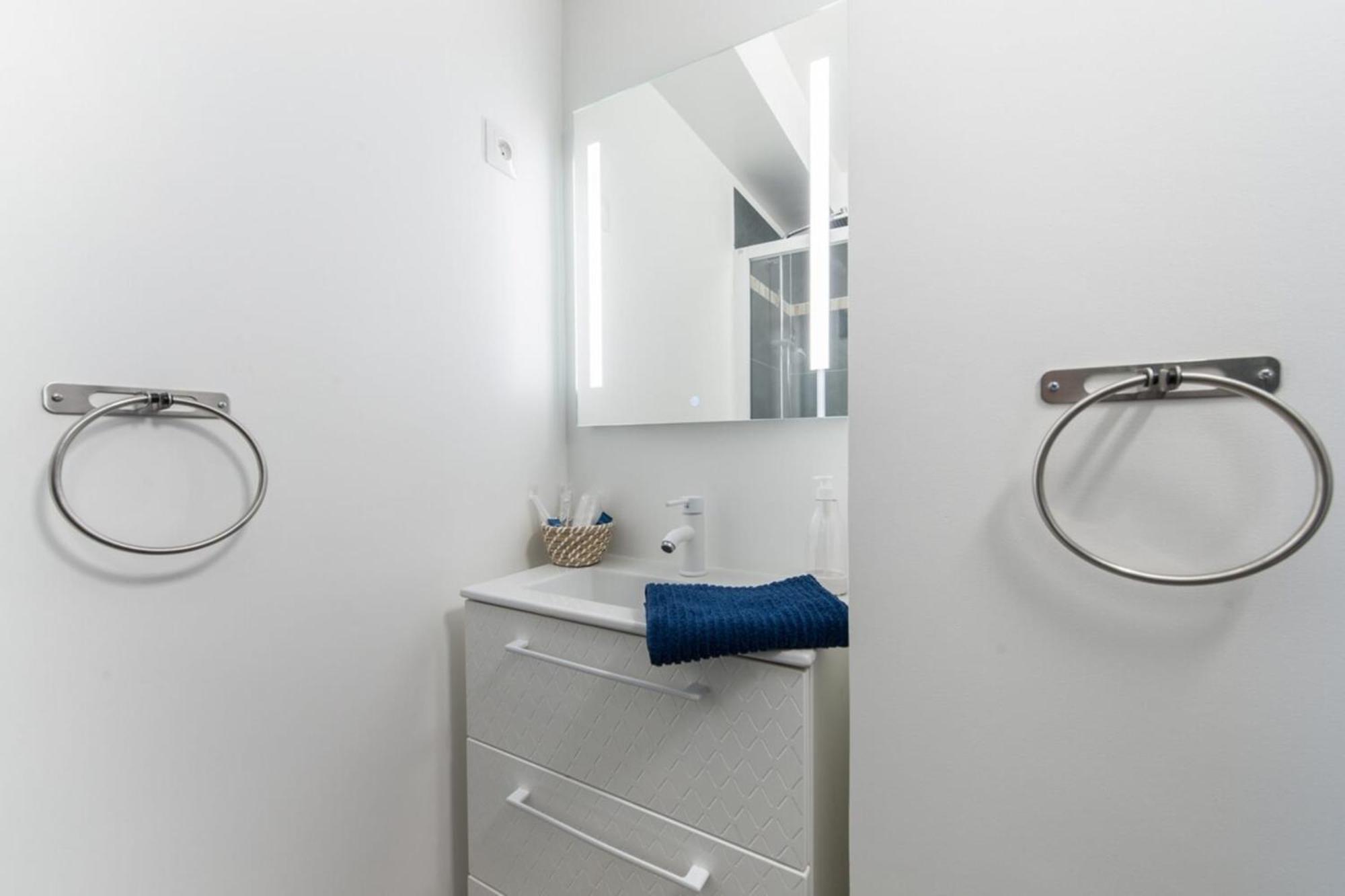 Ferienwohnung Cosy La Baie Des Anges - Plage La Ciotat - Classe 3 Etoiles Exterior foto